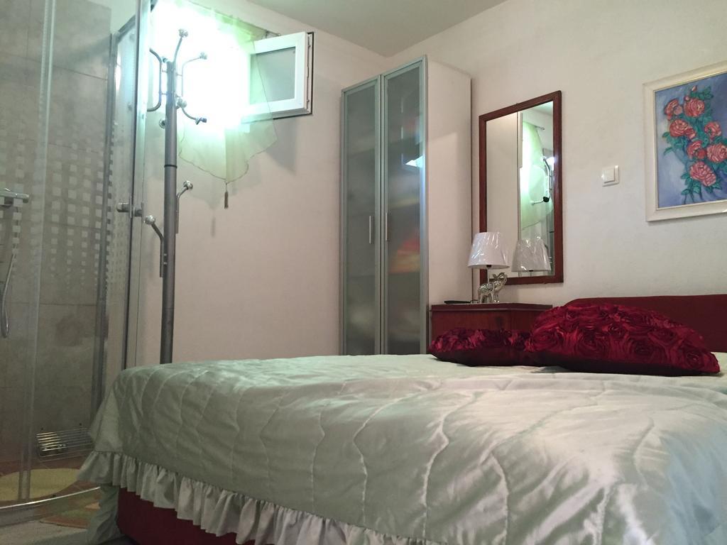 Apartment Greis Ražanj Eksteriør billede