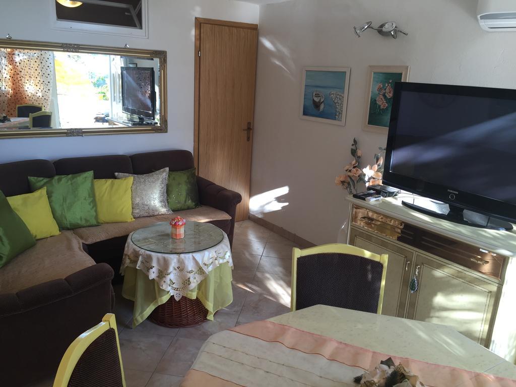 Apartment Greis Ražanj Eksteriør billede